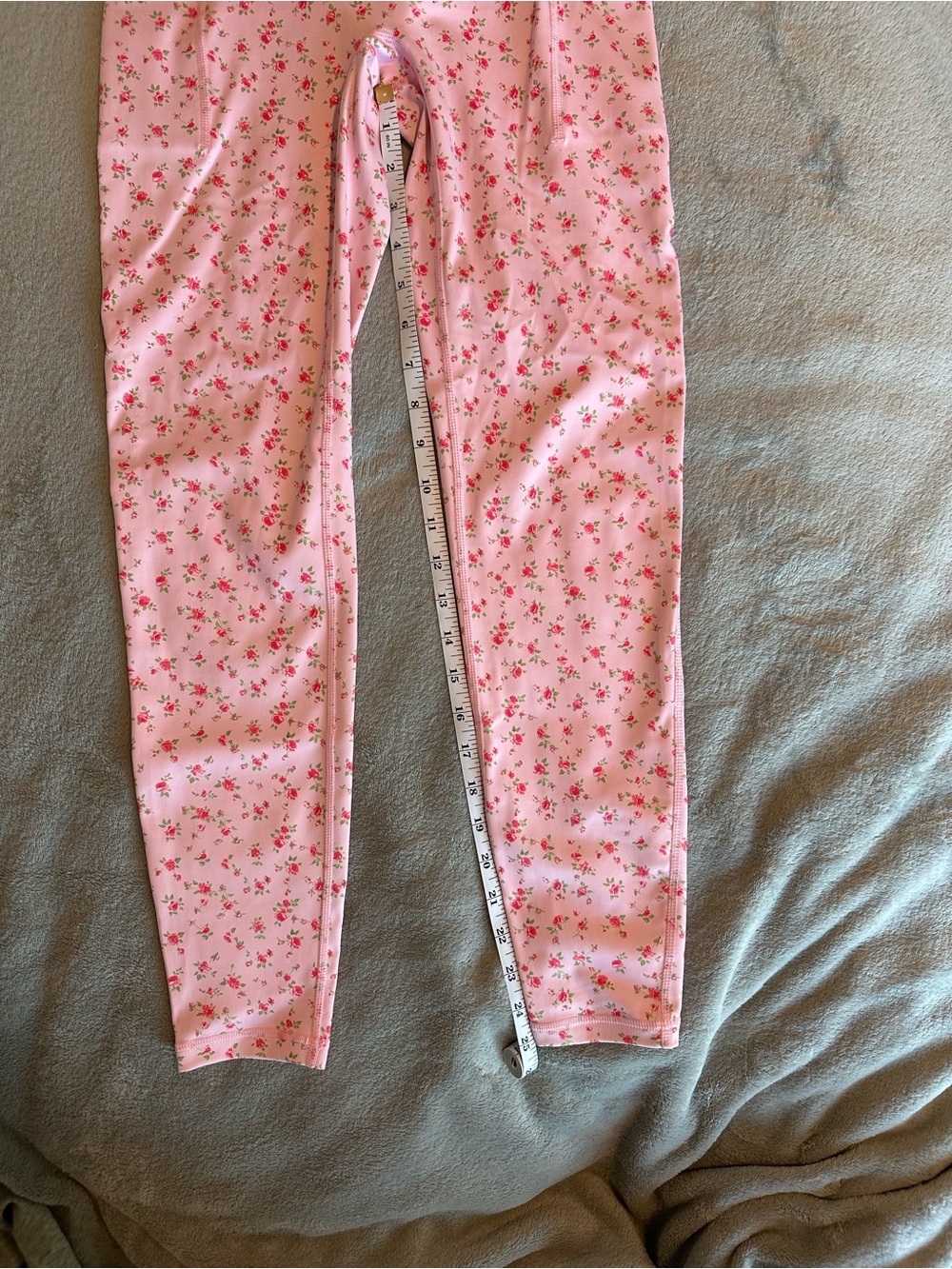 NWT Blogilates Ruched Waist Legging - Pink Floral Print - Picture 4 of 13